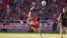 ¡El gol del año! Montiel hace espectacular golazo de chilena con Independiente de Avellaneda