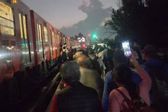 Desalojan a usuarios de la Línea 9 del Metro CDMX; suspende servicio por cortocircuito
