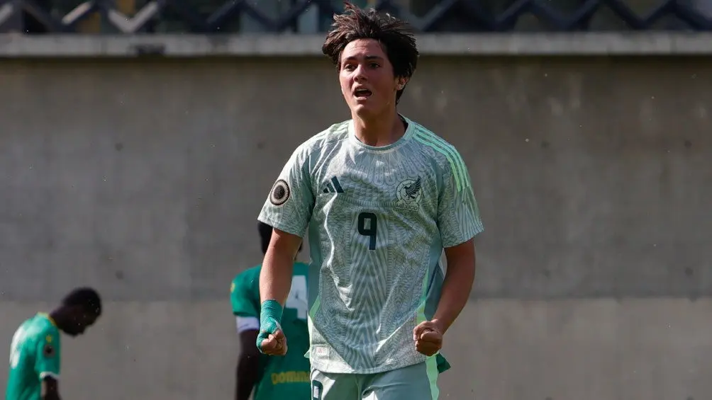 Aldo Patricio De Nigris con el Tri Sub-17 | IMAGO7