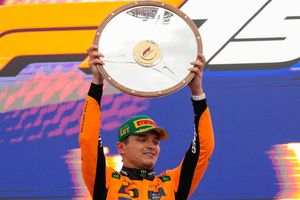 Lando Noris gana caótico Gran Premio de Australia en inicio de la F1
