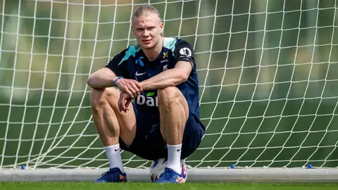Erling Haaland inicia su recuperación y manda mensaje a lo Terminator: “Volveré”