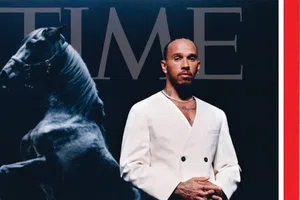 Lewis Hamilton en portada de la revista TIME previo a su debut con Ferrari