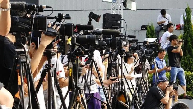 Seguro de vida para periodistas independientes tras tragedia en AXE Ceremonia, proponen legisladores