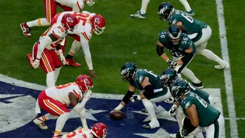 Super Bowl LIX: Expertos dan su pronóstico sobre quién levantará el Vince Lombardi