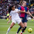 Con polémica arbitral, Real Madrid Femenil derrota por primera vez en la historia a Barcelona