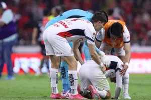 Mujer acusa a Chivas de 'traumar' a su hijo