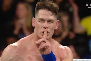 Con trampa, John Cena sigue siendo Campeón Indiscutido después de derrotar a Randy Orton