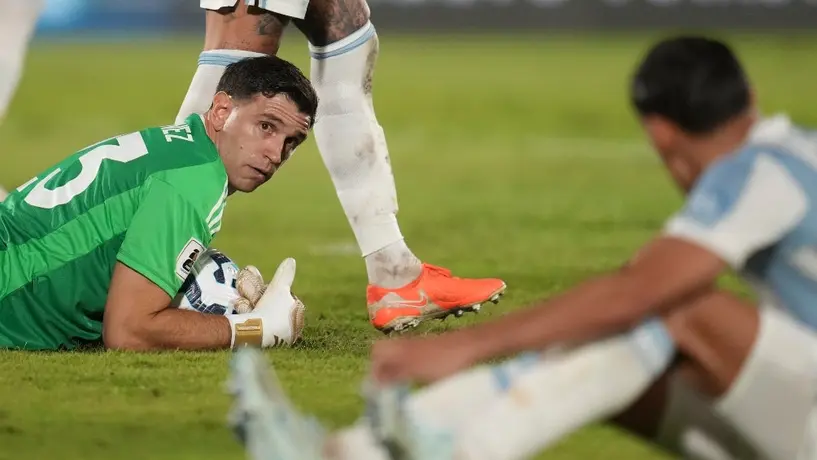 'Dibu' Martínez lanza mensaje previo al Argentina vs Brasil: "Es una final"