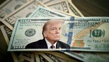 Legislador propone poner el rostro de Donald Trump en el billete de 100 dólares