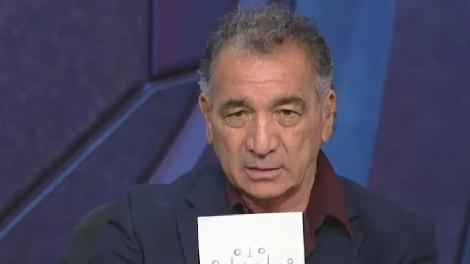 Mario Carrillo sufre ataque de risa en plena transmisión