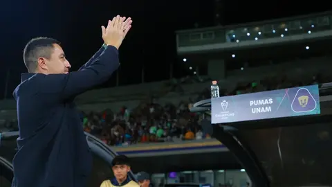 Christian Martinoli manda un mensaje a Efraín Juárez por su protagonismo en Pumas
