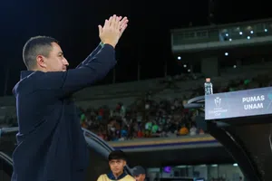 Christian Martinoli manda un mensaje a Efraín Juárez por su protagonismo en Pumas