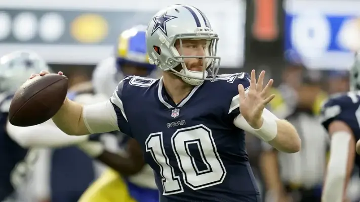 Baltimore Ravens firma a Cooper Rush como suplente de Lamar Jackson
