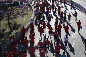 Con éxito, el 21 k Comude GDL Electrolit nutrido por GranVita estrenó etiqueta platino