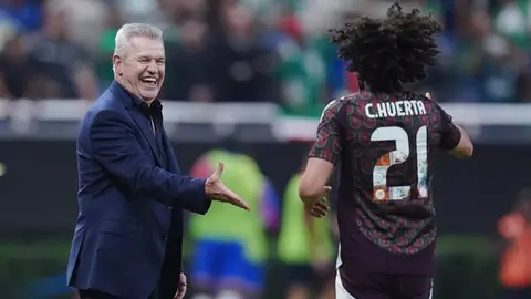'Chino' Huerta sobre primer encuentro con Javier Aguirre: "Después le pedí disculpas"