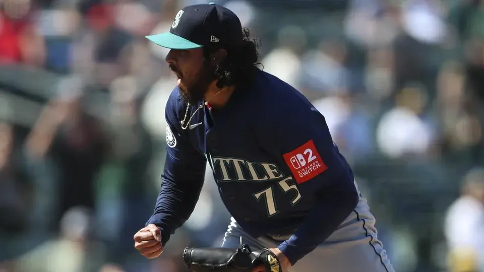 Andrés Muñoz y Rowdy Téllez comandan triunfo de Seattle sobre Athletics
