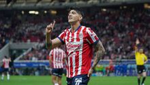 Ruano queda conforme con la primera actuación de Alan Pulido con Chivas