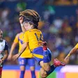 ¿Puskas? ‘Maga’ Ovalle marca espectacular gol en victoria de Tigres sobre Chivas Femenil