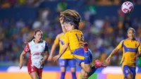 ¿Puskas? ‘Maga’ Ovalle marca espectacular gol en victoria de Tigres sobre Chivas Femenil