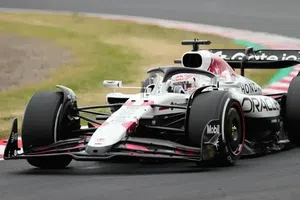Max Verstappen domina y gana el GP de Japón y se mete en la pelea por el Mundial de Pilotos 2025