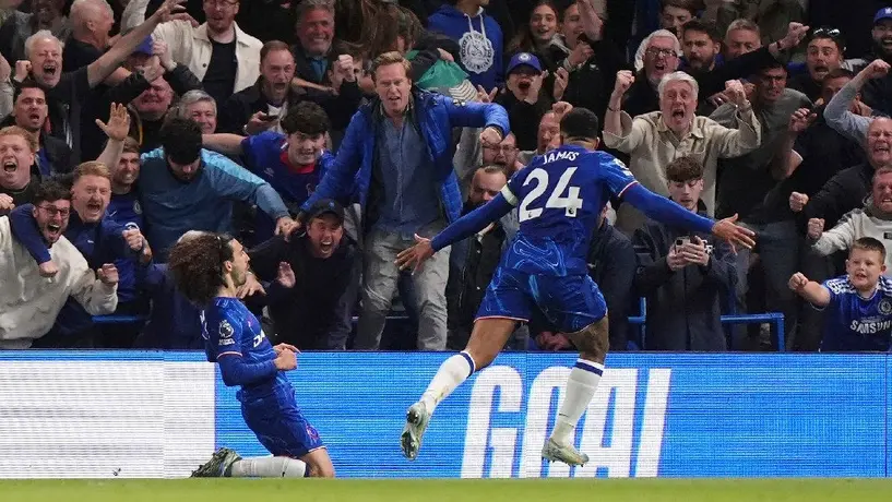 Chelsea hunde al Manchester United con gol de Cucurella