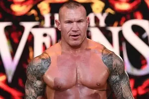 ¡Sin The Viper! Randy Orton se queda sin rival para Wrestlemania 41 por lesión de Kevin Owens