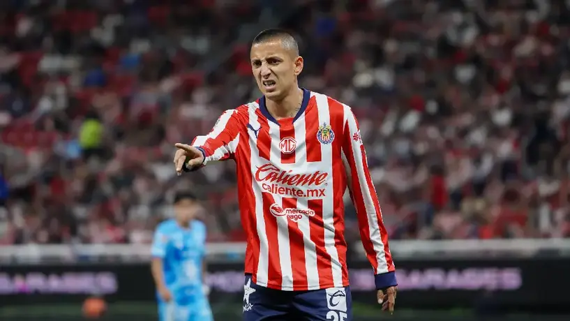 ¡Sufren 'Ley del Ex'! Exjugadores de Chivas que le han anotado durante CL 2025
