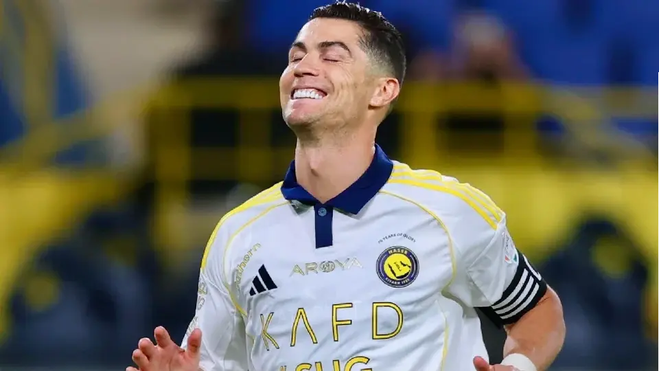 Cristiano Ronaldo con un gol de penal extiende su récord goleador en el triunfo de Al Nassr
