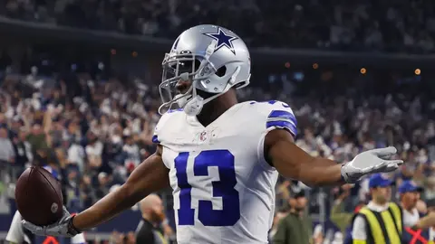 Michael Gallup sale del retiro y firma con los Washington Commanders