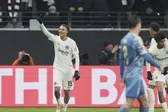 ¡Caminando! Frankfurt vuelve a golear al Ajax y se mete a Cuartos de Europa League