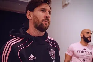 Yassine Cheuko, guardaespaldas de Messi, responde a reto de boxeo de Logan Paul