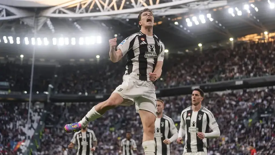Juventus vence por la mínima al Genoa de Johan Vásquez
