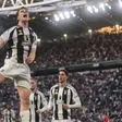 Juventus vence por la mínima al Genoa de Johan Vásquez