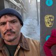 Pedro Pascal ataca a J.K. Rowling por comentarios transfóbicos