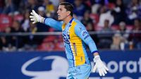 Andrés Sánchez sale del Atlético de San Luis vs Pumas por lesión