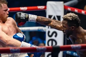 ¿Burla? William Scull sobre victoria de ‘Canelo’ Álvarez: “Me ganaron sin darme golpes”