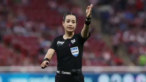 Ramos Rizo critica a Katia Itzel García por arbitrar en torneo amateur durante Liguilla