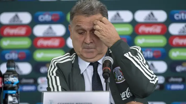 Santiago Giménez recuerda con cariño al Tata Martino pese a haber sido excluido de Qatar 2022