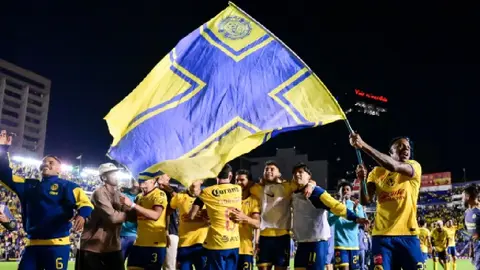 Carlos Hermosillo elogió al América tras eliminar al Cruz Azul: “Reconozco su grandeza”