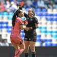 Gaby Machuca sale entre lágrimas durante la aplastante victoria de Cruz Azul a Puebla