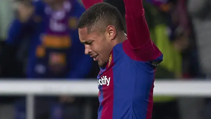 Barcelona hace oficial el traspaso de Vitor Roque hacia Palmeiras