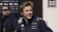 Helmut Marko destaca diferencia entre Checo Pérez y Liam Lawson: 'Es mucho más entusiasta'