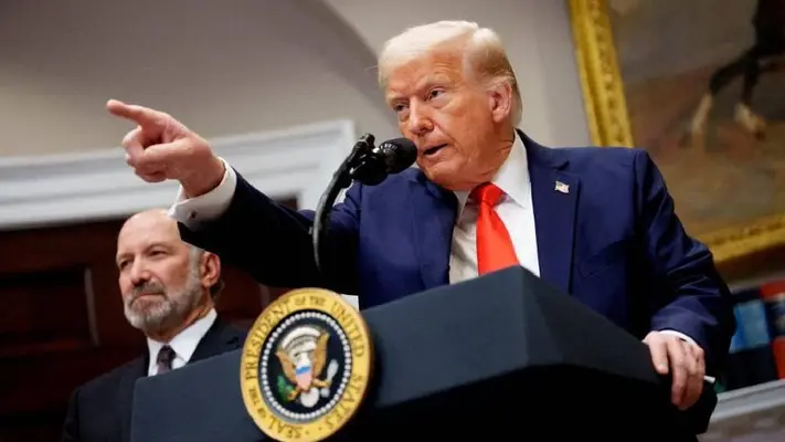 Trump Aumenta Aranceles a China del 10% al 20%