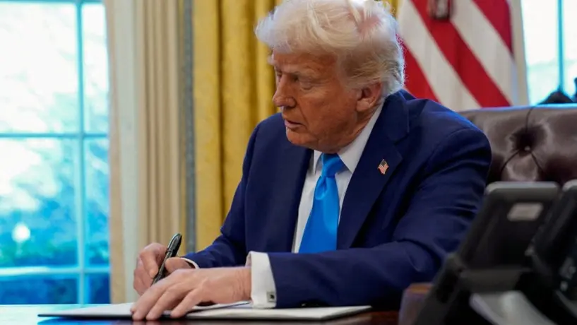Donald Trump firma orden ejecutiva que convierte el inglés como idioma oficial en Estados Unidos
