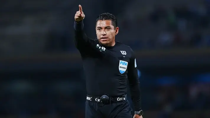 ¿Cómo le va a América y Toluca cuando arbitra Daniel Quintero Huitrón?