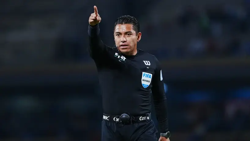 ¿Cómo le va a América y Toluca cuando arbitra Daniel Quintero Huitrón?