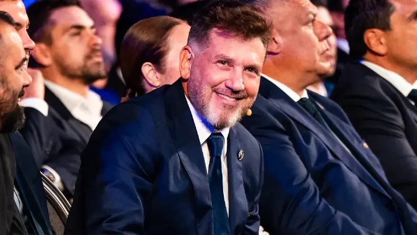 Alejandro Domínguez, presidente de Conmebol, se disculpa tras comentarios sobre Brasil