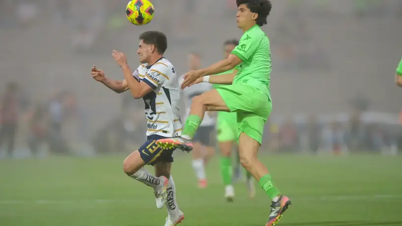 Grito homofóbico aparece en el Juárez vs Pumas; árbitro no aplica protocolo