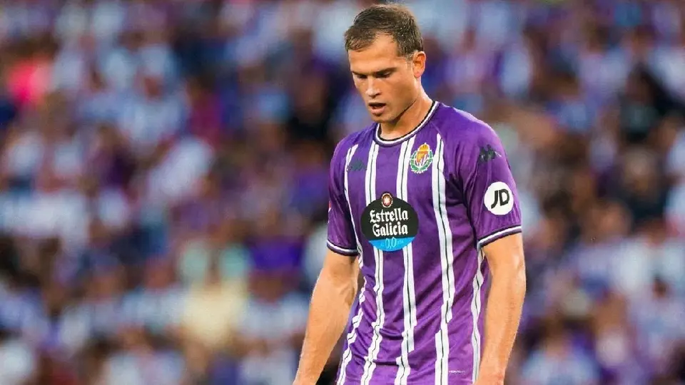 ¡Vestidor roto! Exjugador del Real Madrid recibe ‘puñetazo’ por compañero