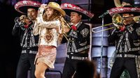 VIDEO: Shakira tarda 26 años en cantar ‘Ciega, Sordomuda’ versión mariachi en México